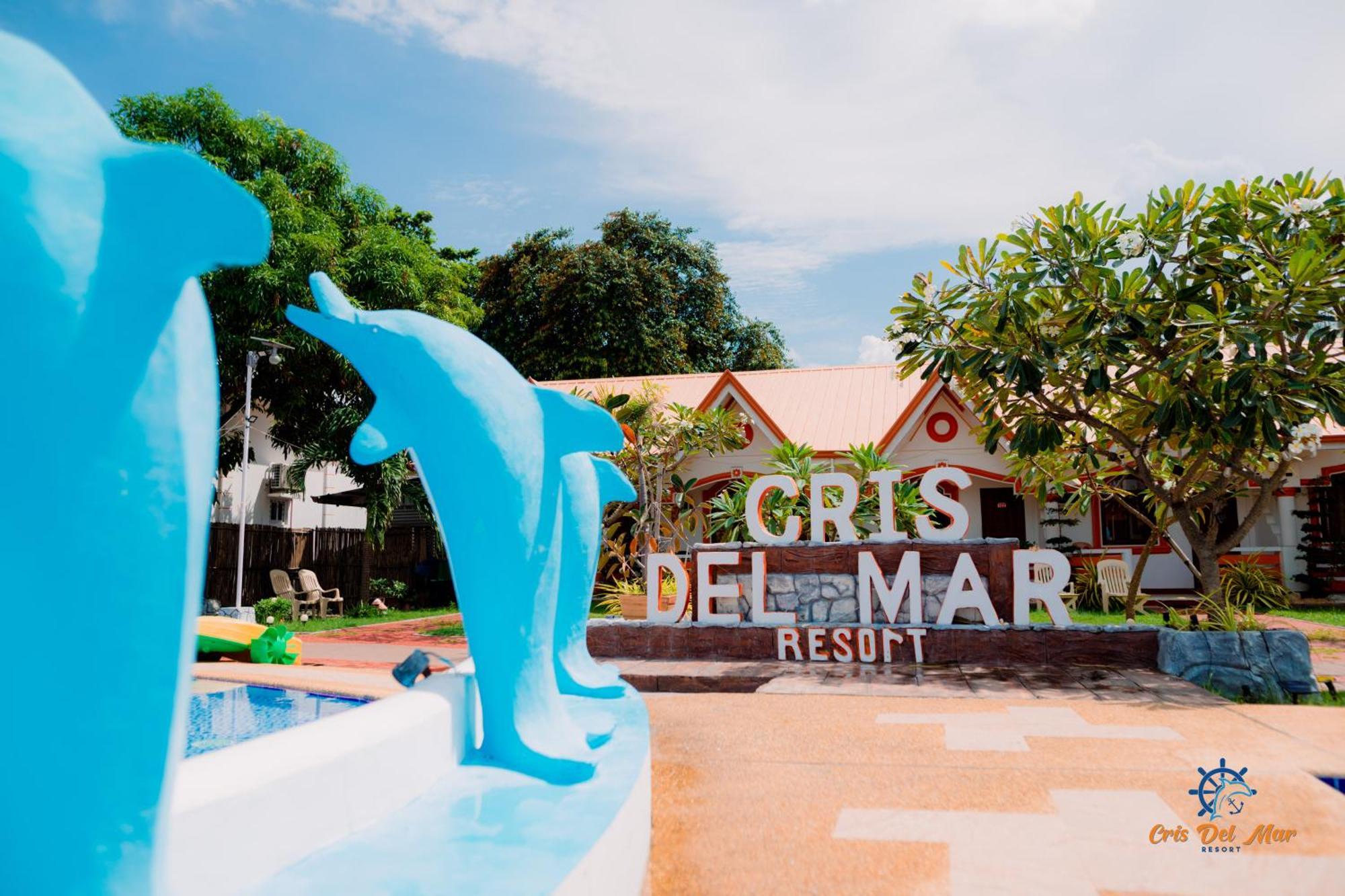 Cris Del Mar Resort Bolinao Exterior foto